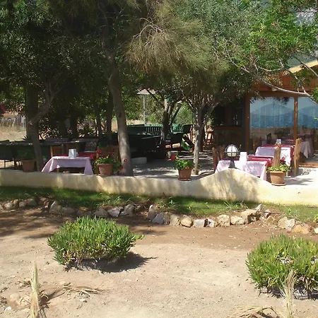 Atici 2 בית הארחה אדראסן